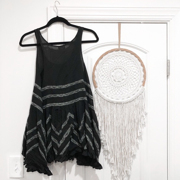 **currently unavailable** 🍒FREE PEOPLE TOP!!🍒 - Picture 2 of 3